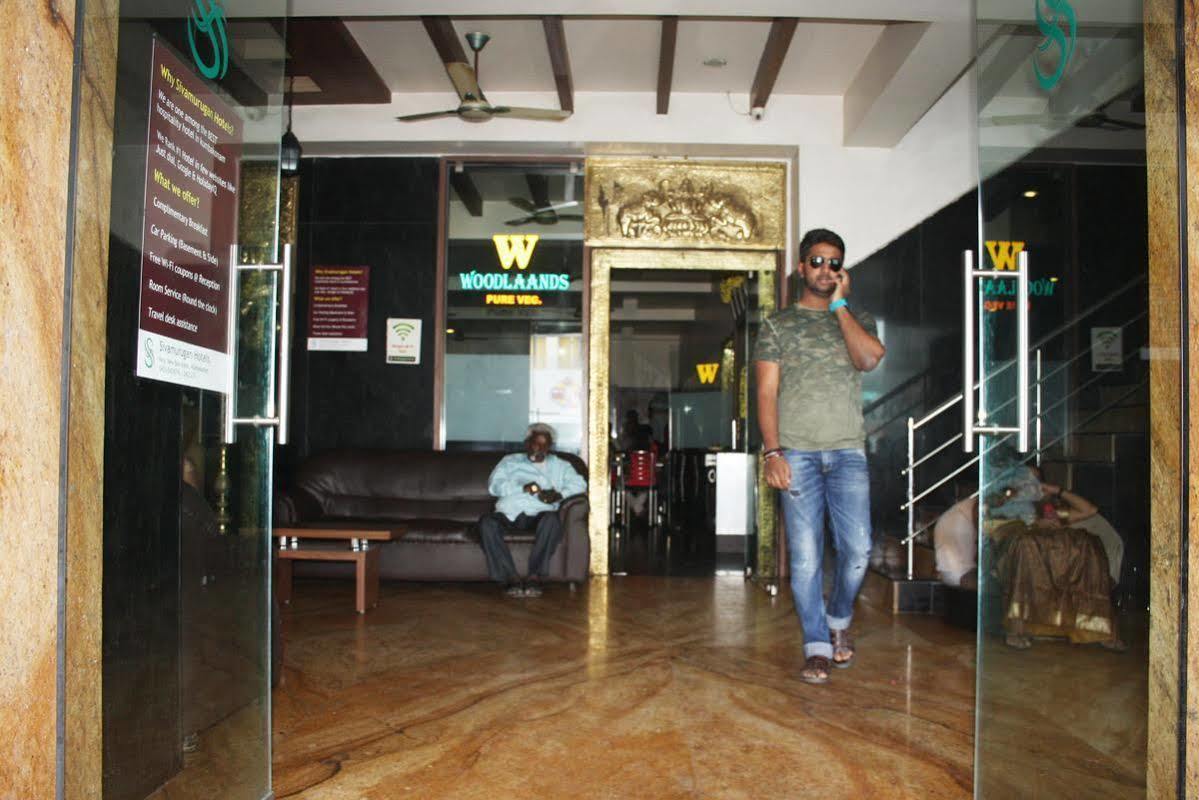 Sivamurugan Hotel Kumbakonam Esterno foto